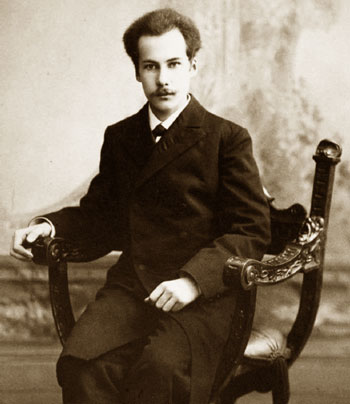Андрей Белый. Фото 1904 г.